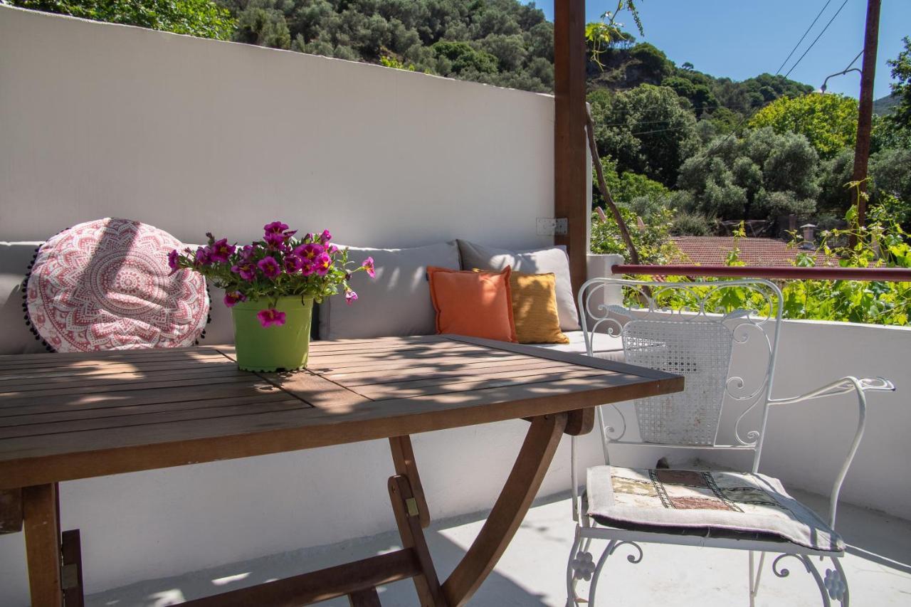 Feneri- Cozy Apartment 20' From Elafonisi Beach Perivolia  Exterior foto